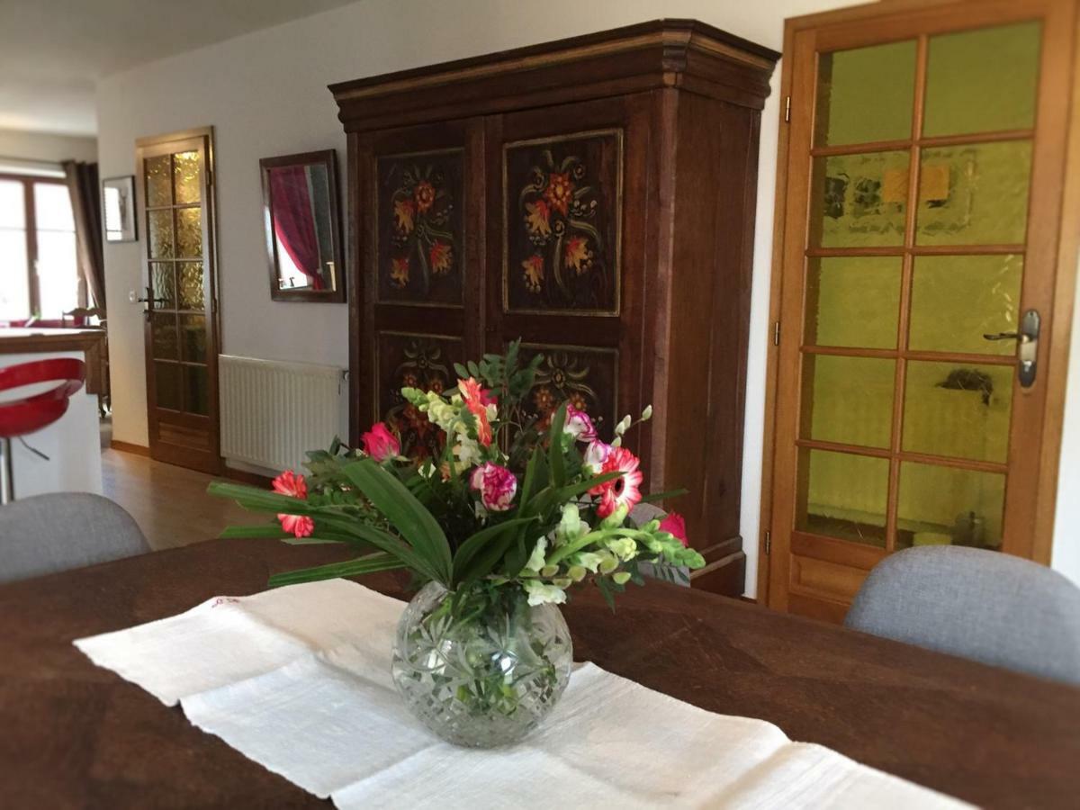 Les Appartements D'Estelle ลาเปอติต-ปีแยร์ ภายนอก รูปภาพ