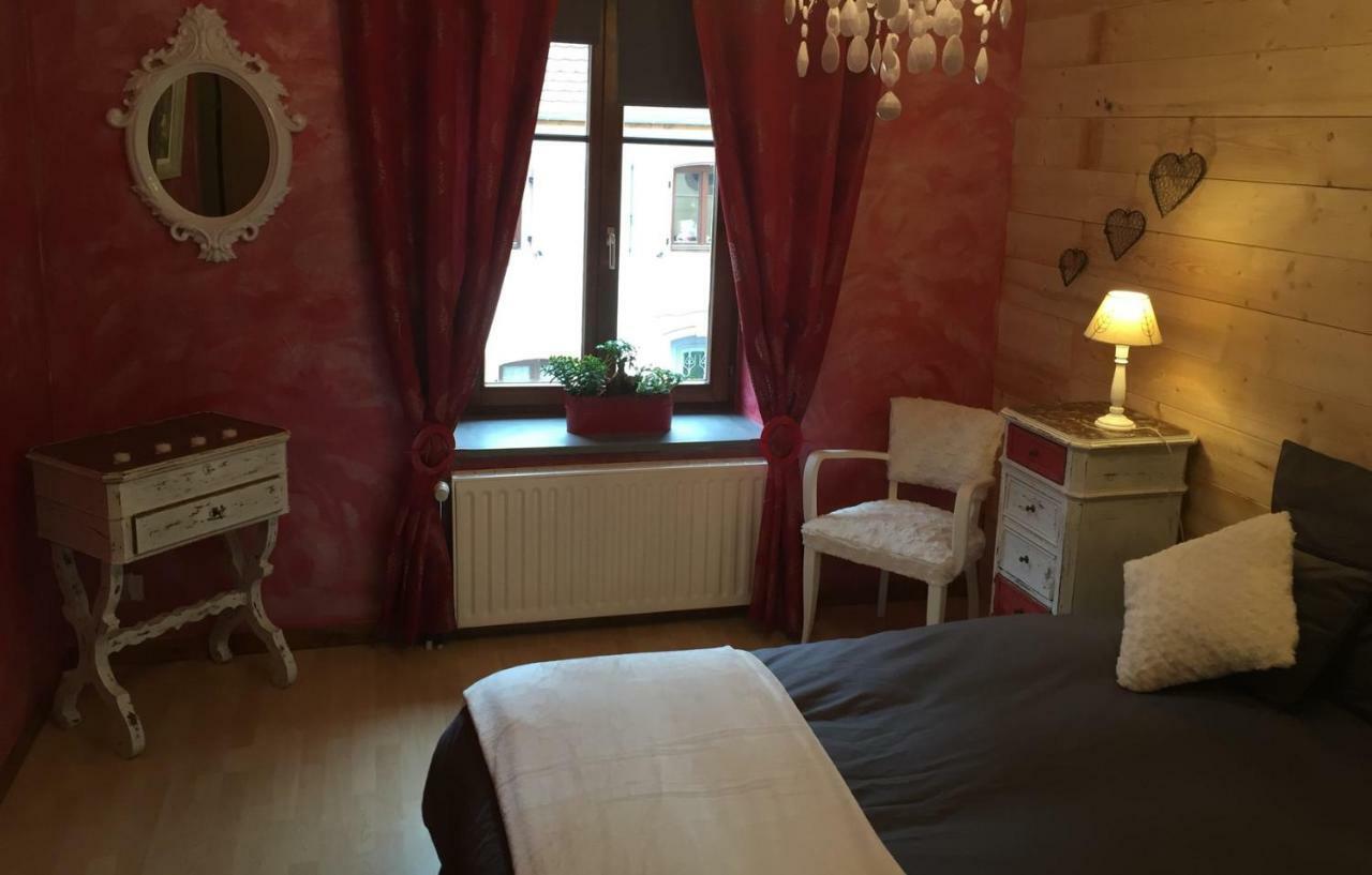 Les Appartements D'Estelle ลาเปอติต-ปีแยร์ ภายนอก รูปภาพ